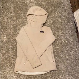Patagonia sweatshirt